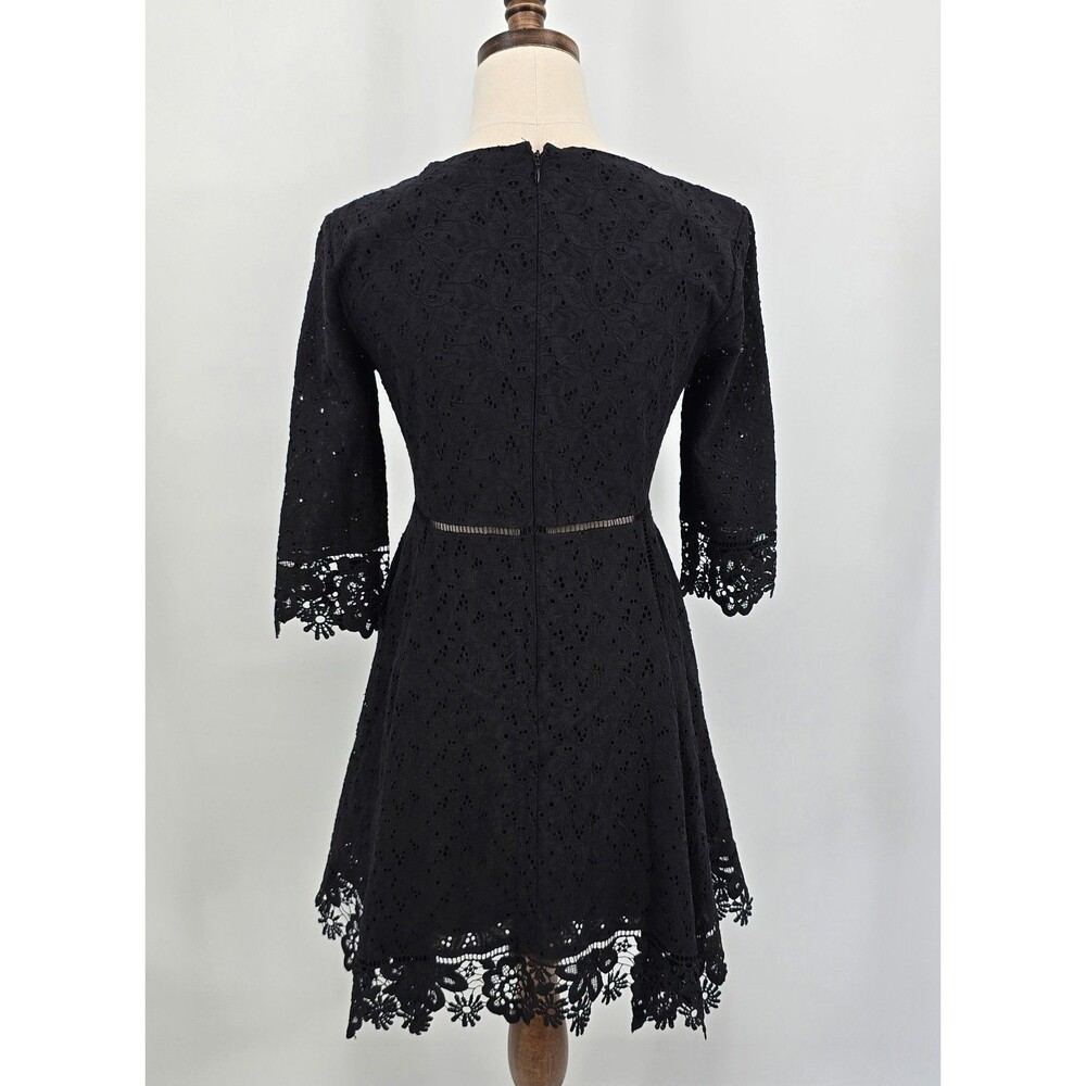 Gianni Bini Lacy Crochet Dress Women's 4 Black Eyelet Fabric - Picture 3 of 8